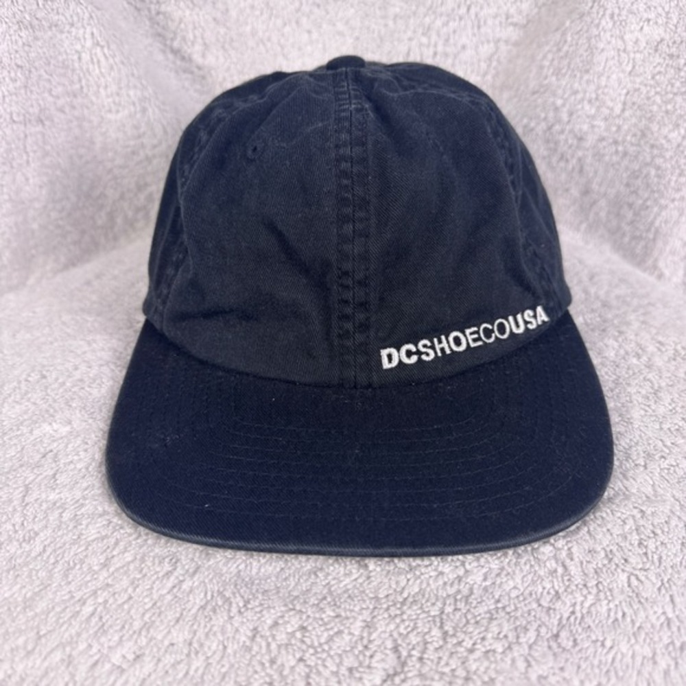 DC Shoes Co Snapback Hat Baseball Cap Black OSFM The‎ Classics Yupoong